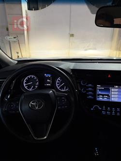 تۆیۆتا کامری